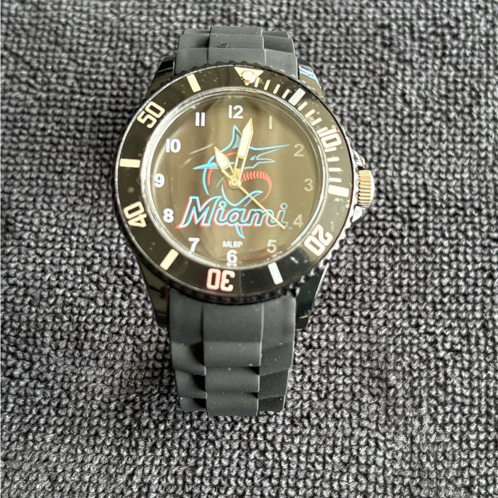 Vintage Miami Marlins Men's Black Watch w rubber strap and new battery